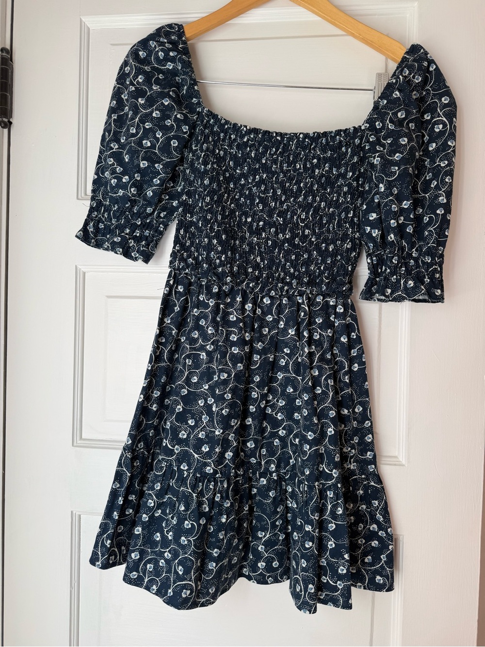 Wilfred Navy Blue Floral Smocked Cotton Dress XXS